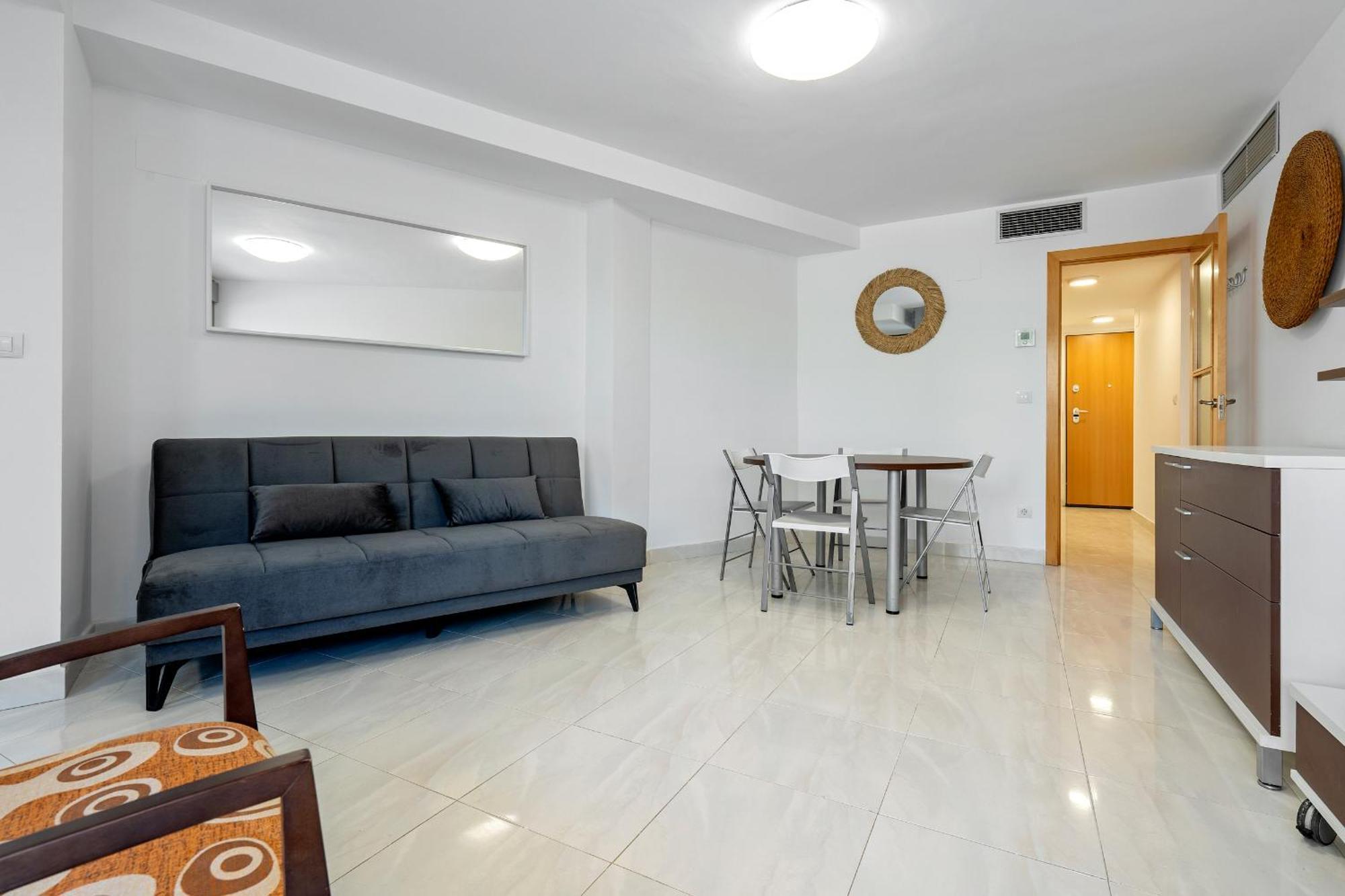 Hauzify I Apartament Mestral Cambrils Ngoại thất bức ảnh